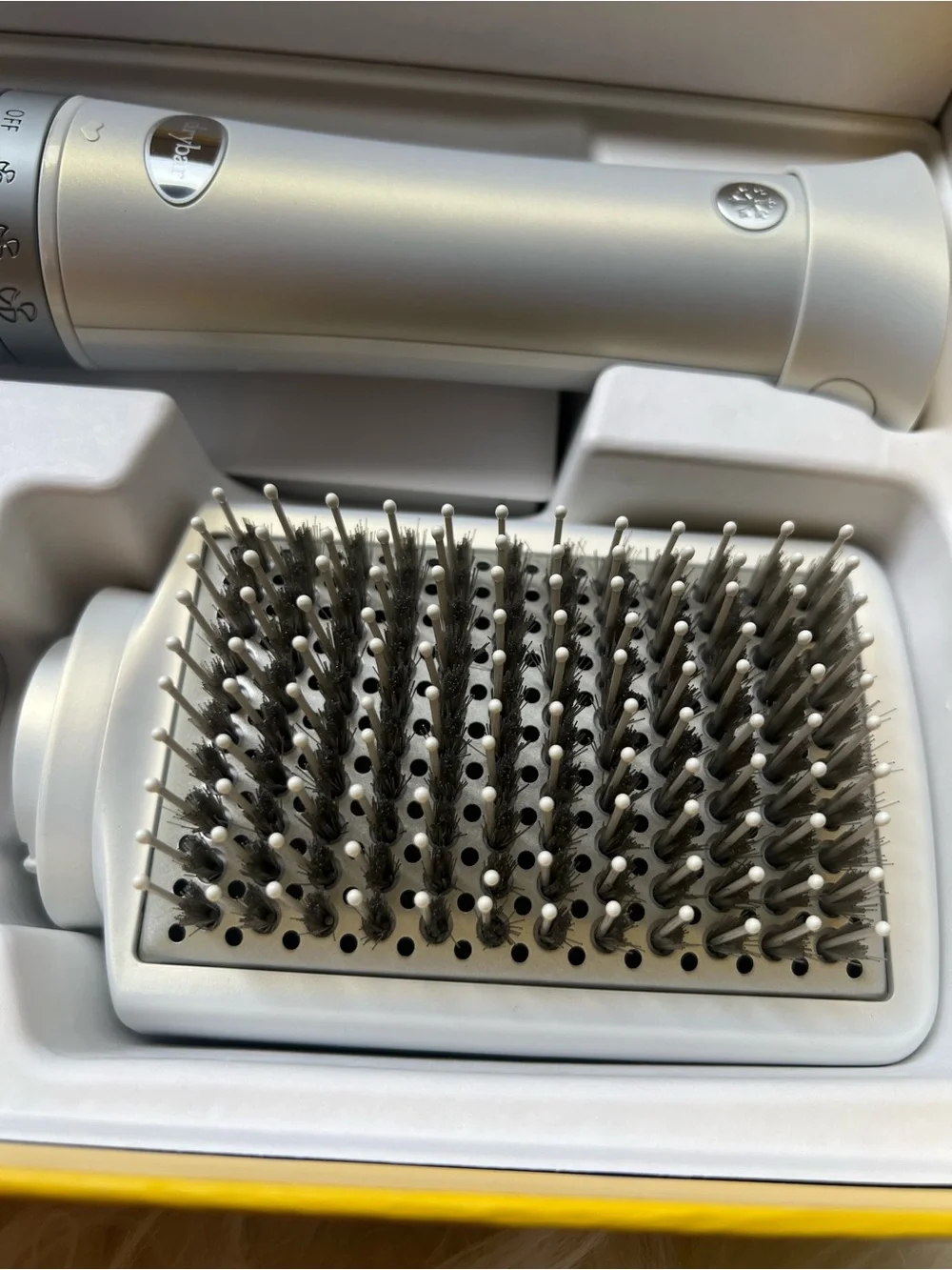 Drybar White 3-in-1 Styling Brush Set